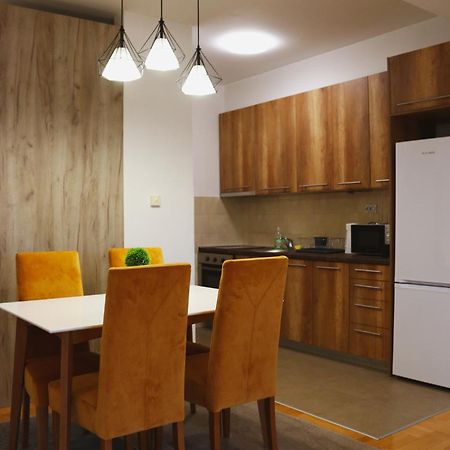 S Apartment Скопие Екстериор снимка