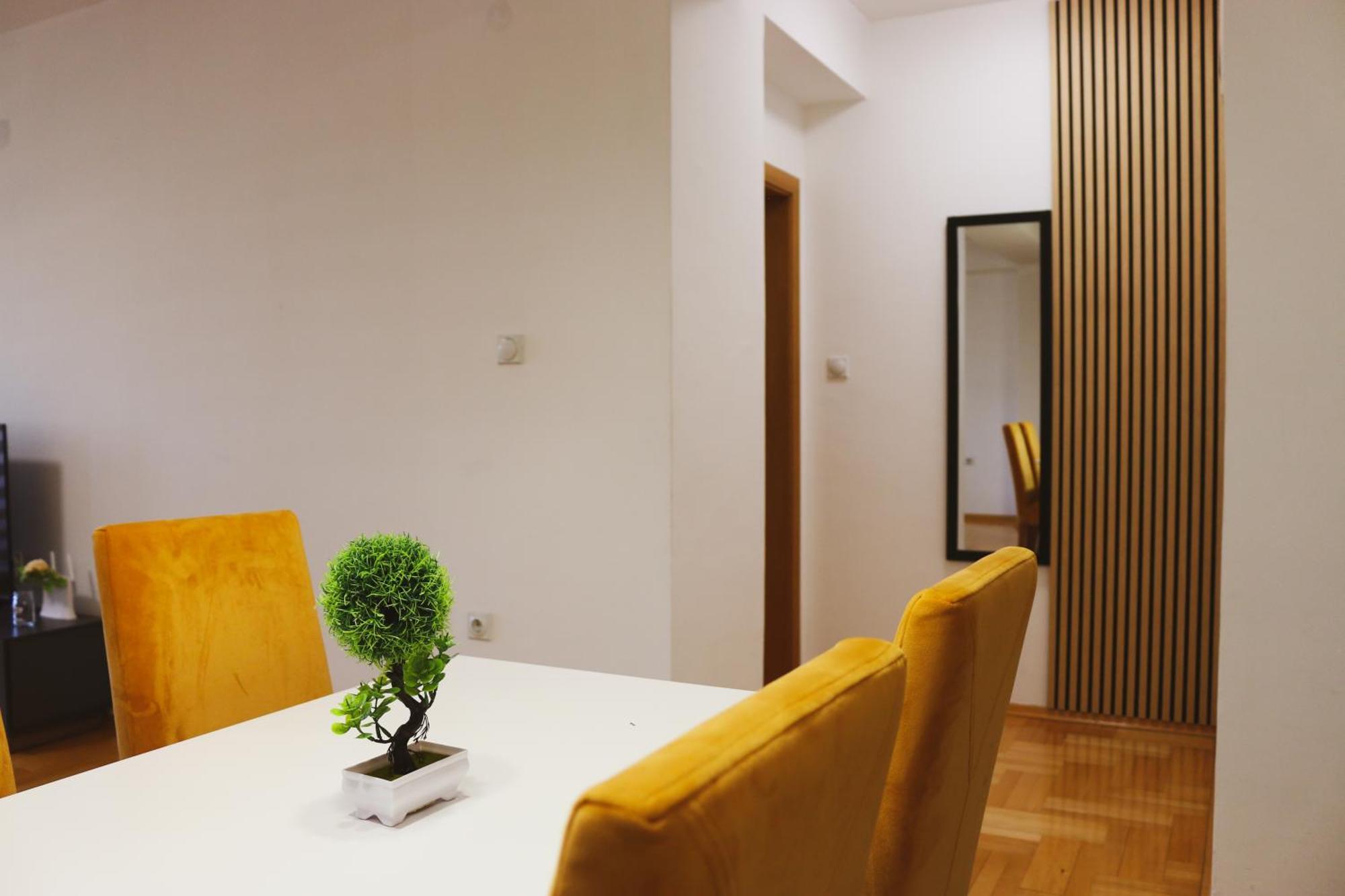 S Apartment Скопие Екстериор снимка