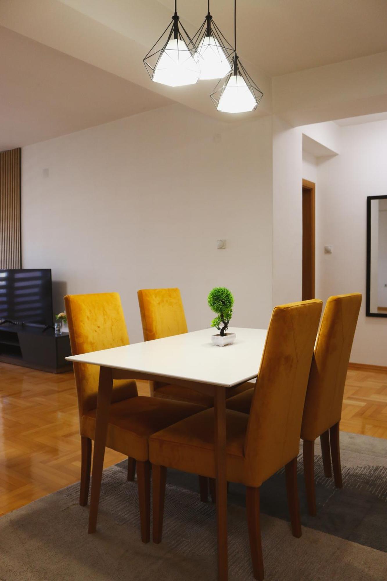 S Apartment Скопие Екстериор снимка